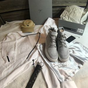 Giuseppe Zanotti size 9 brand new never been worn